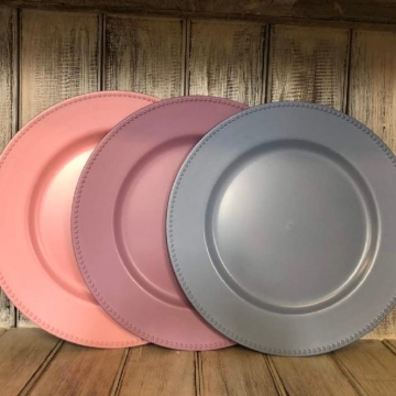 Plastové talíře - 3 barvy