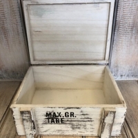 Dřevěná krabička ,,Max.Gr.Tare"