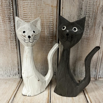Dřevěná kočka střední bílá/šedá